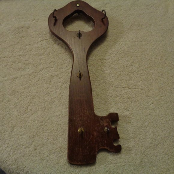 STEAMPUNK VINTAGE LG WOODEN KEY HOLDER - Picture 2 of 8